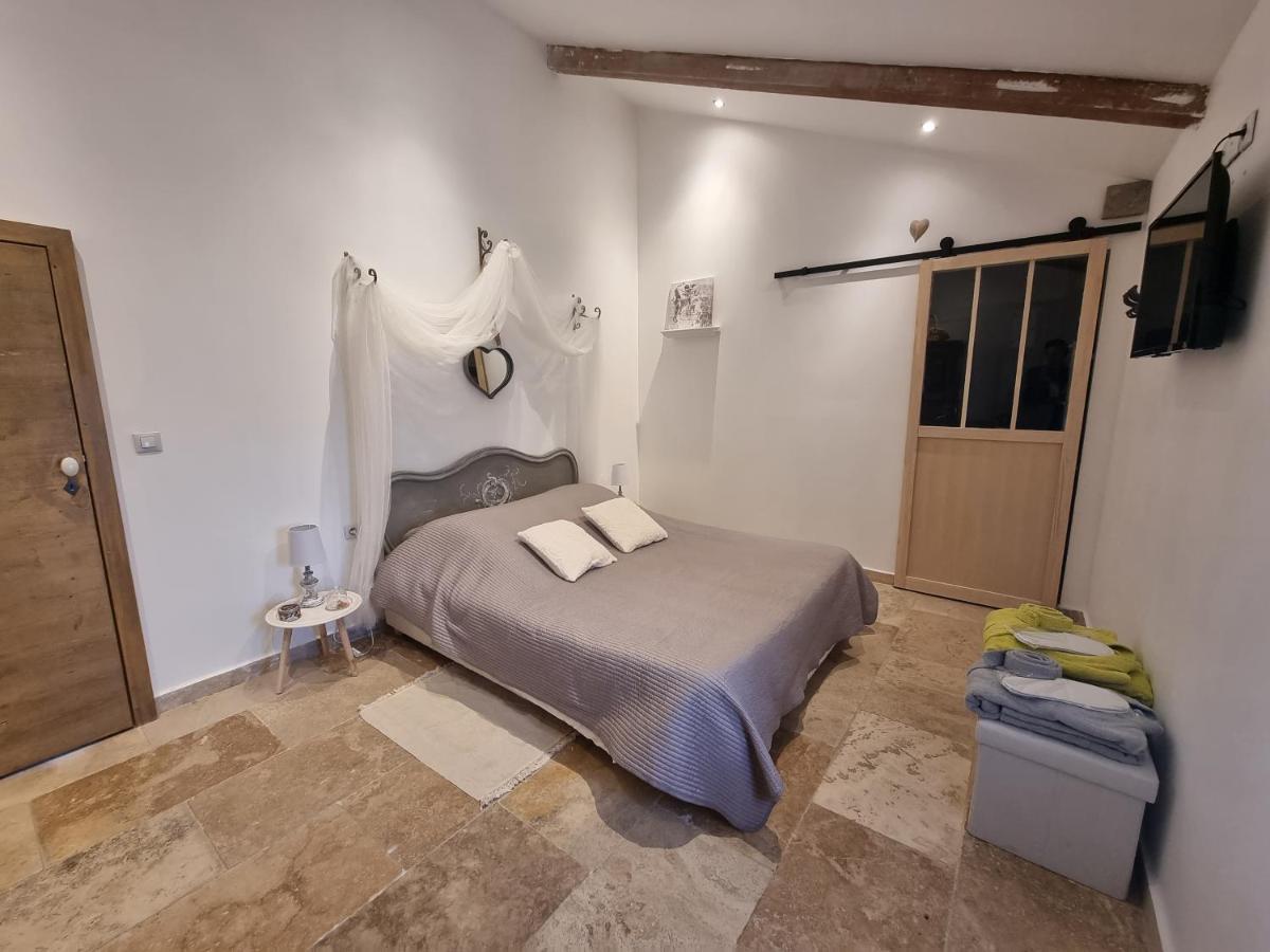 La Bastide Bed and Breakfast Bédarrides Exteriör bild